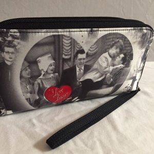 NWOT ❤️ I LOVE LUCY wallet